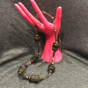 Ladies necklace